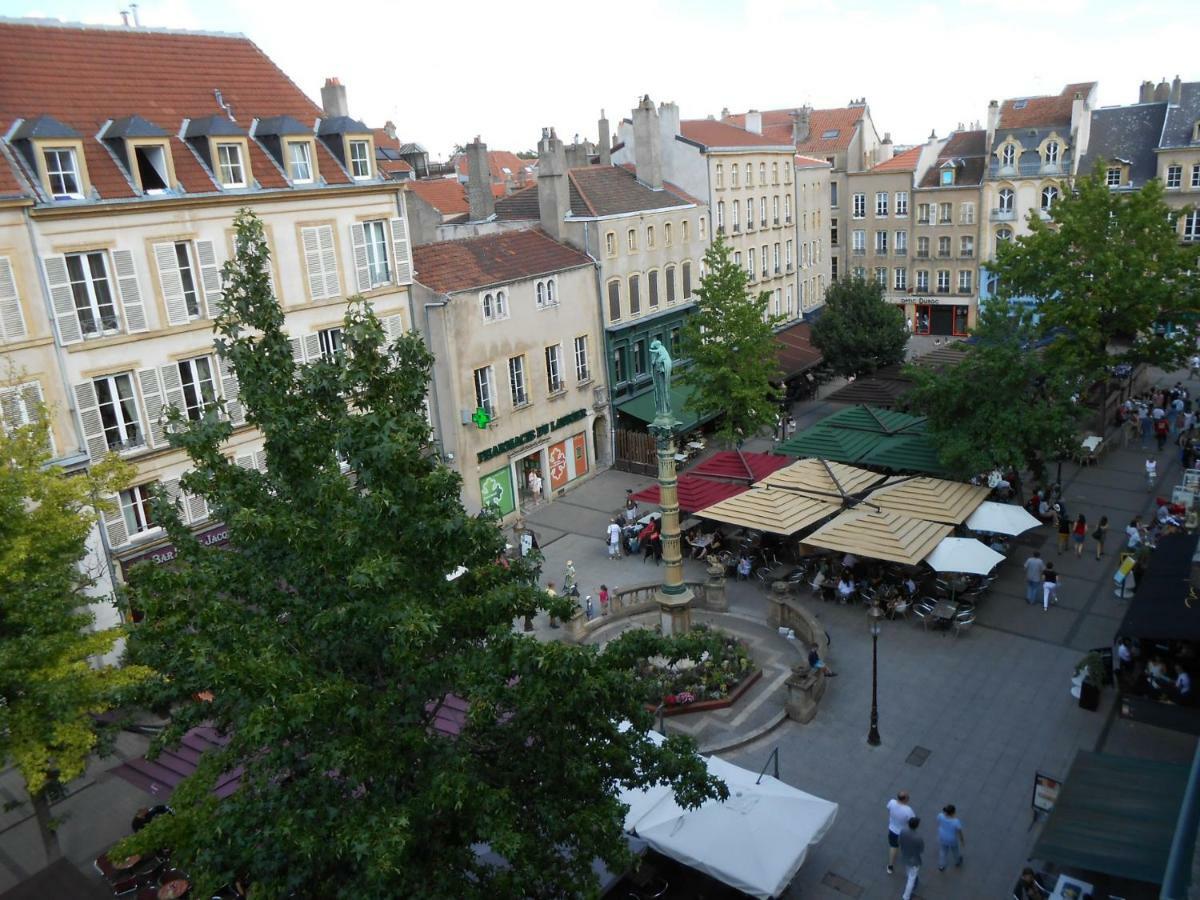 Grand Appartement Vue Cathedrale Metz Exterior photo
